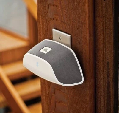 JBL Soundfly BT Bluetooth Plug-In Speaker