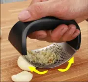 Multi-function Grinding Slicer Stainless Steel O-shaped Garlic Ginger Press Hand