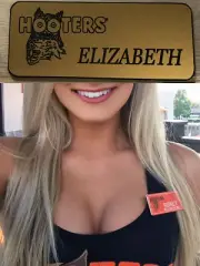 ~NEW~ ELIZABETH HOOTERS Girl Uniform Collectible Pin Badge Tag GOLD NAME TAG