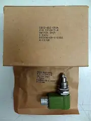 AMPHENOL P/N: 121EN17-R SENSITIVE MICRO SWITCH 5930-652-5934 *NEW IN BOX*