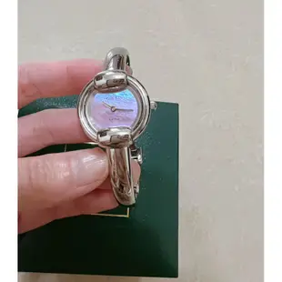 GUCCI 正品 貝殼面優雅小圓錶 1400L 氣質 圓形 銀色 手環錶 Vintage 女錶 古董錶 秀氣 日本 手錶