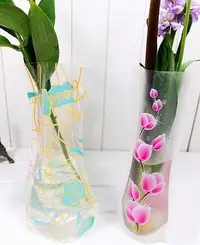 在飛比找Yahoo!奇摩拍賣優惠-日本正流行創意PVC 軟式花瓶/折疊花瓶/環保花瓶/魔術花瓶