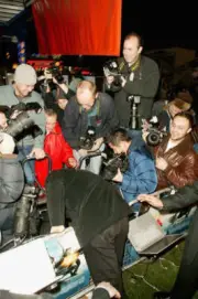 Jim Carrey propells himself into the press pen as he at European - 2004 Photo