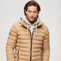 在飛比找Yahoo奇摩購物中心優惠-SUPERDRY 男裝 保暖外套 Fuji Emb 淺棕