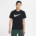 NIKE 上衣 男款 短袖上衣 運動 慢跑 SPORTSWEAR SWOOSH 黑 DC5095-010 (3S3693)