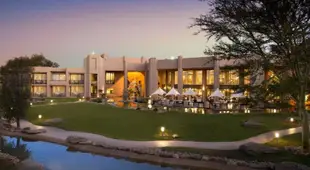 溫德和克鄉村俱樂部度假酒店Windhoek Country Club Resort