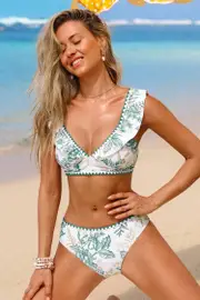 Cupshe Spring Fern Floral Bikini Set - Green,S