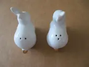 NEW PORCELAIN SET (2) BUNNY WHITE SALT & PEPPER SHAKERS GOLD TAILS