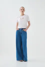 Lee Slim Tee