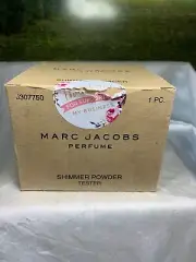 MARC JACOBS PERFUME SHIMMER POWDER 3.5 OZ