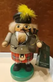 Richard Glasser CHUBBY SCOTTISH BAGPIPER 7.5" Nutcracker Erzgebirge Germany
