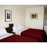 Empress Inn and Suites by the Falls
