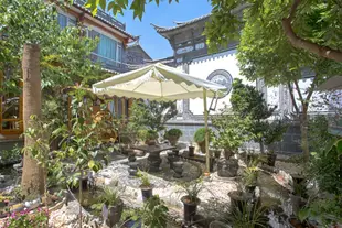 大理吟海伴月客棧Dali Yinhai Banyue Family Inn