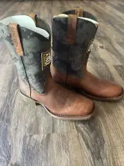 Howitzer Men’s Size 10 Freedom Don’t Tread Boots Camo/ Brown