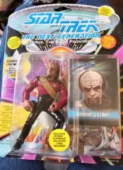 Star Trek The Next Generation Lieutenant (JG) Worf Still Sealed