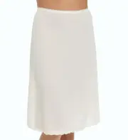 Shadowline 100% Nylon Ivory Half Slip Size Small Length 20"