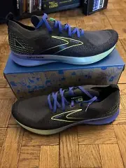 NWB Mens 11.5 Sneakers & Athletic Shoes Brooks Levitate Stealthfit 5 New in Box