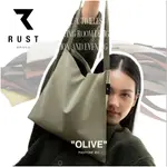【RUST × 泰妞誌】2023新款 泰國文青品牌 HOBO BAG 中款大款托特包 BUCKET BAG 水桶包