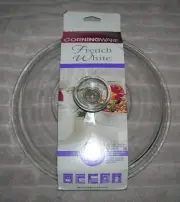New Corningware French White - 2.5 qt Fluted - Round - Clear Glass Lid Cover