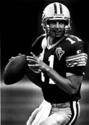 Ty Detmer Green Bay Packers throws a pass 1990s Old Photo 1