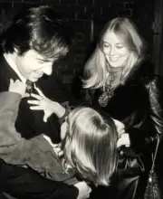 Peter Bogdanovich Cybil Shepherd and Tatum O Neal 1973 Old Photo