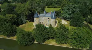 Chateau De La Frogerie