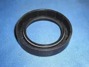 JAGUAR DAIMLER REAR MANUAL GEARBOX OVERDRIVE OIL SEAL FITS MK 2 & V8 C5686