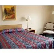 Roseau Motel & Diner