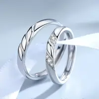 在飛比找momo購物網優惠-【MoonDy】情侶戒指 純銀戒指 對戒 銀戒指 情侶對戒 