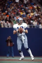 Roger Staubach of Dallas Cowboys drops back to pass v the New York- Old Photo