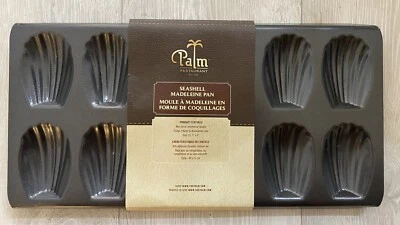 Palm Seashell Madeleine Pan bakes 12