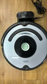 在飛比找樂天市場購物網優惠-二手掃地機器人保固一年 iRobot Roomba 640 