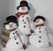 Russ Berrie Stuffed Snowman SNOWBALL 12" Winter Christmas Holiday Decoration