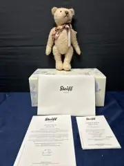 Steiff Teddy Bear Frizzle Light Beige Color 2015 Limited Edition Plush Toys. NIB