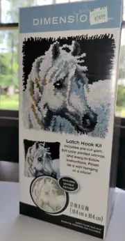 New Needlework Latch Hook Kit Horse Wall Hanging Gift