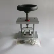 High Quality Bench Type Screw Back Watch Case Opener Machine for Watchmakers