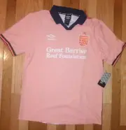 Exclusive Umbro Premier Soccer Jerse Large Rare Coral Studios Great Barrier Reef