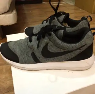 Nike roshe run one NM tech fleece us8