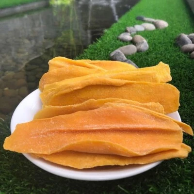 Mangoes dried slices Natural mangoes Flavors dessert and healthy snacks