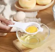 2 Plastic Egg Separator, Portable Household Kitchen Tool
