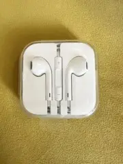 Genuine NEW Apple iPhone Original Wired EarPods/Earbuds OEM 3.5 Jack