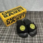 Chinatown Market Smiley Face Slides Adult Sz 5 Flip Flop CTM Smiley Sherpa Ball