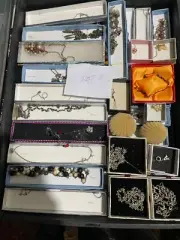 lot6 bulk lot of 65 fashion necklaces
