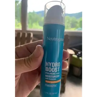 全新Neutrogena 露得清 Hydro Boost 保濕臉部防曬乳液SPF 50,不致粉刺和無香料(50ml)