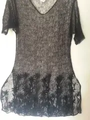 La Perla Black Sheer Lace: Intimate top/cover up, embroidered flowers on bottom