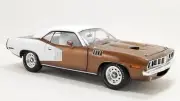 New Acme 1:18 1971 Plymouth Cuda Vinyl Top - Tahitian Walnut Metallic A1806134VT