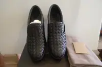 在飛比找Yahoo!奇摩拍賣優惠-BOTTEGA VENETA 編織皮革 平底鞋 (BV)黑色