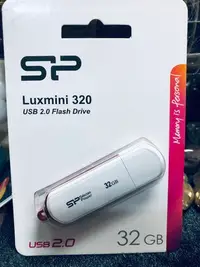 在飛比找Yahoo!奇摩拍賣優惠-SP 廣穎  Luxmini 320 32G隨身碟