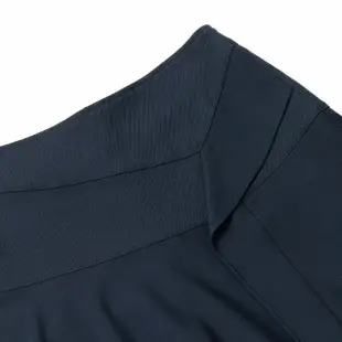 【ILEY 伊蕾】不規則荷葉活片剪裁斜紋A字短褲裙(深藍色；M-XL；1223022414)