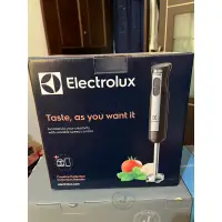 在飛比找蝦皮購物優惠-全新現貨 Electrolux 伊萊克斯手持攪拌棒